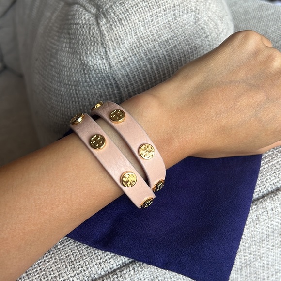 Tory Burch Women's Miller Double Wrap Leather Bracelet - Picture 5 of 5